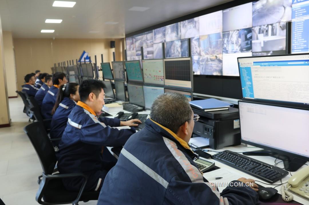 迎难而上挑重担——记中铝山西新材料有限公司2024年度劳动模范齐安平