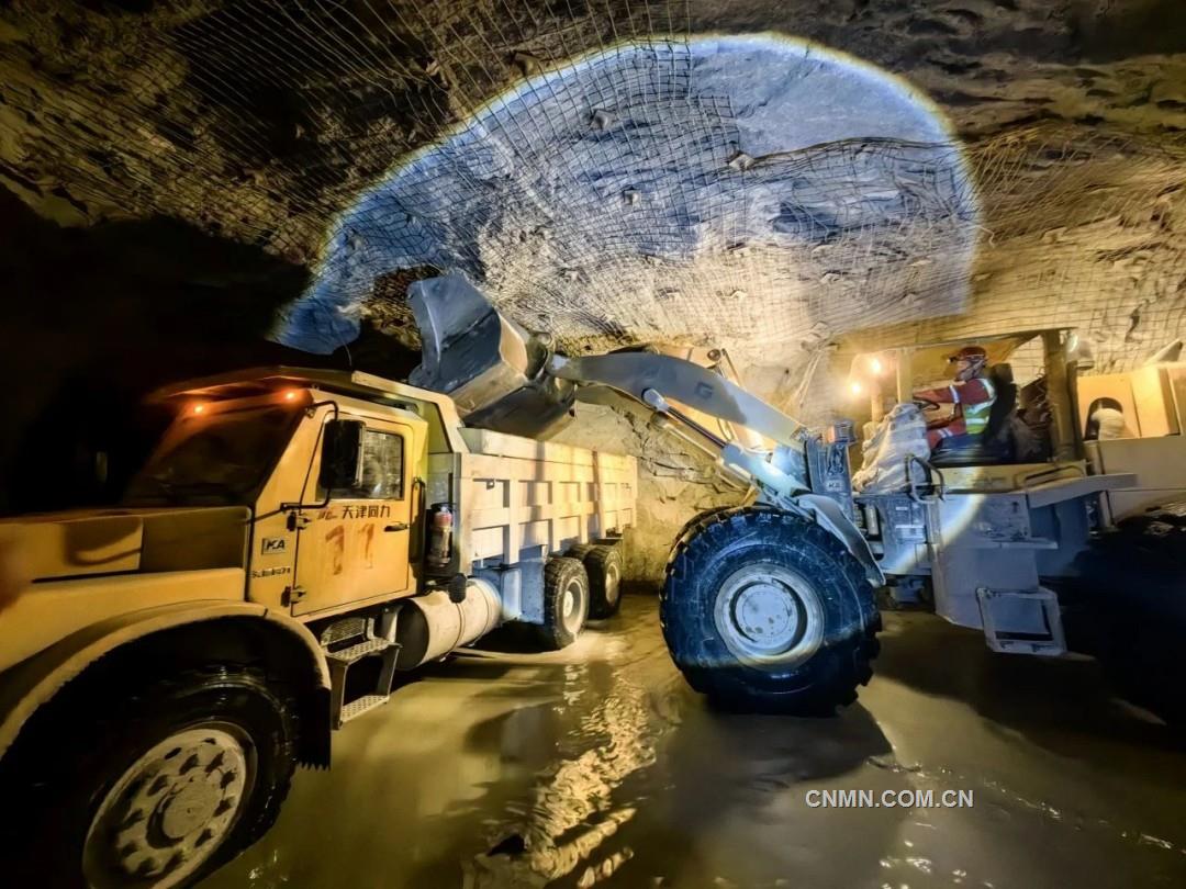单月进尺破千米华瓯矿业有“掘”招